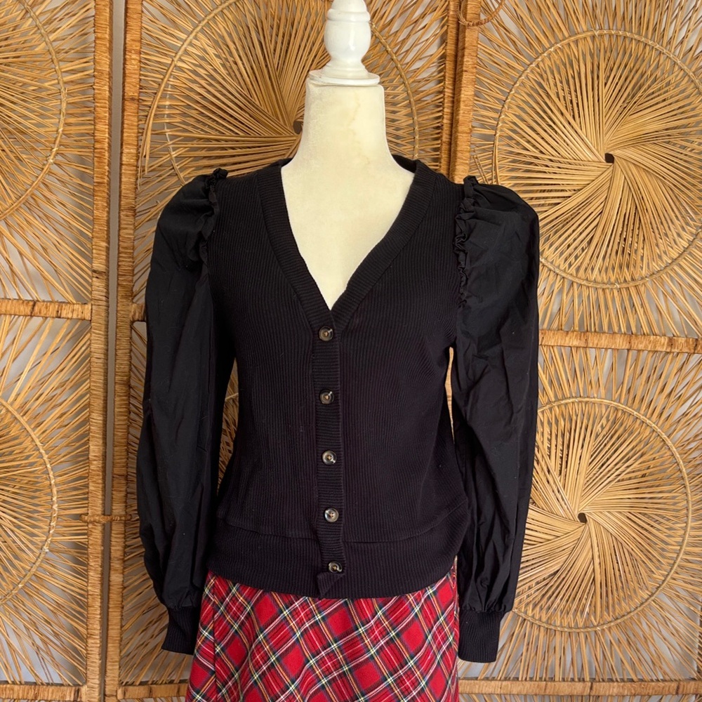 Who What Wear Black Button-Up puff sleeve Top